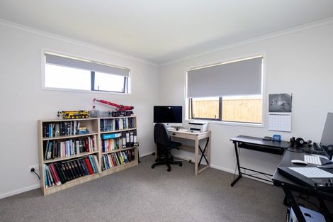 Photo of property in 18 Costello Drive, Ngatea, 3503