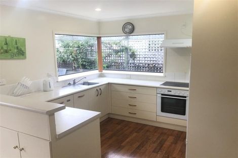 Photo of property in 321 Mangorei Road, Merrilands, New Plymouth, 4312