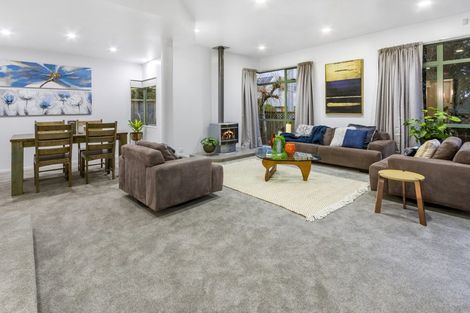 Photo of property in 88a Aberdeen Road, Campbells Bay, Auckland, 0620