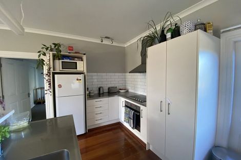 Photo of property in 106 Pirie Street, Mount Victoria, Wellington, 6011