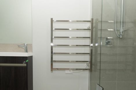 Photo of property in 2b Nerita Place, Long Bay, Auckland, 0630