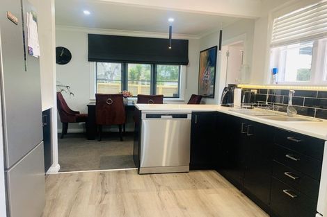 Photo of property in 527 Fergusson Drive, Trentham, Upper Hutt, 5018