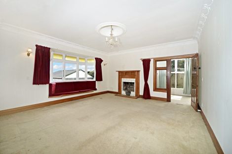 Photo of property in 6 West Street, Papakura, 2110