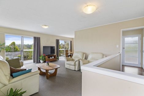 Photo of property in 3 Bonito Place, Bayview, Auckland, 0629