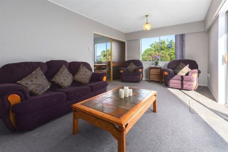 Photo of property in 9 Limerick Grove, Ascot Park, Porirua, 5024