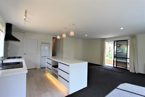 Photo of property in 73c Robinson Avenue, Holdens Bay, Rotorua, 3010