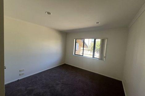 Photo of property in 2 Deerfield Place, Flat Bush, Auckland, 2019