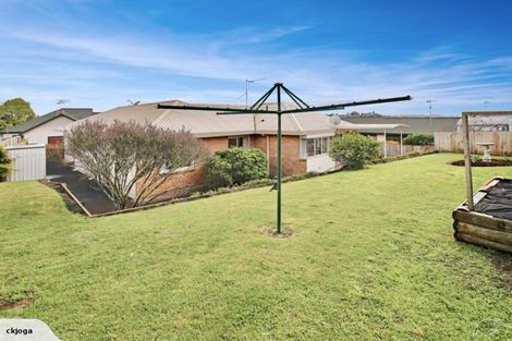 Photo of property in 21 Lochinver Drive, Nawton, Hamilton, 3200