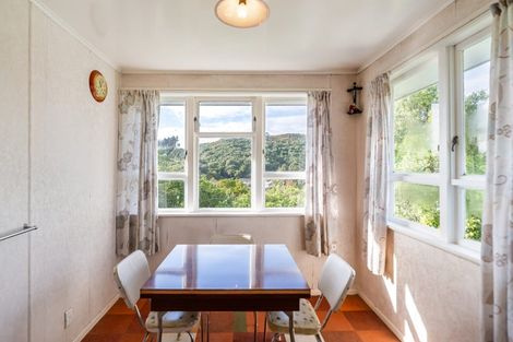 Photo of property in 125 Sievers Grove, Cannons Creek, Porirua, 5024