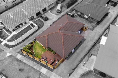 Photo of property in 1/24 Fourth Avenue, Tauranga, 3110