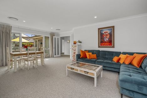 Photo of property in 2 Riviera Court, Papamoa Beach, Papamoa, 3118