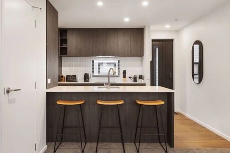 Photo of property in 2/329 Lincoln Road, Addington, Christchurch, 8024