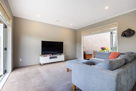 Photo of property in 29 Station Street, Hobsonville, Auckland, 0616