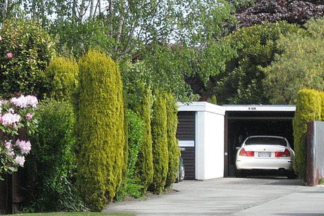 Photo of property in 1/43b Ambleside Drive, Burnside, Christchurch, 8053