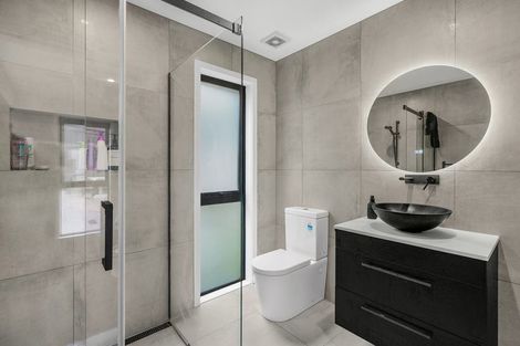 Photo of property in 33a Gillespies Road, Birchville, Upper Hutt, 5018