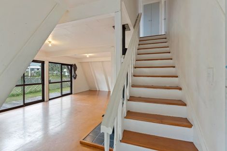 Photo of property in 5 William Street, Waikanae Beach, Waikanae, 5036