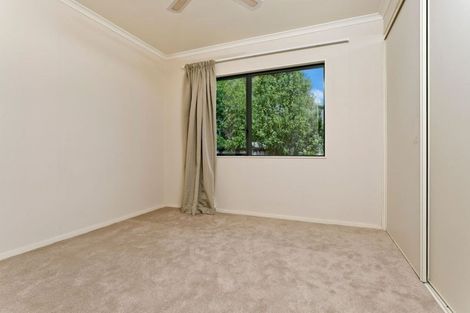 Photo of property in 16 Phoebe Meikle Place, Torbay, Auckland, 0630
