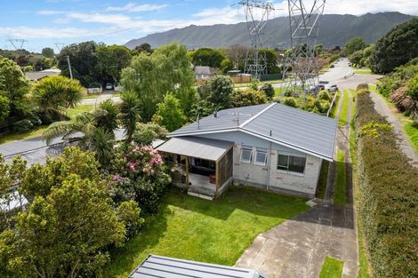Photo of property in 324 Te Moana Road, Waikanae, 5036