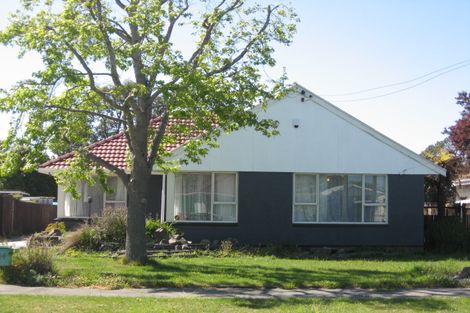 Photo of property in 14 Wilton Crescent, Bishopdale, Christchurch, 8053