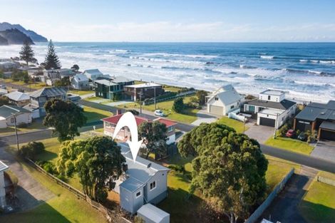 Photo of property in 4 Hillary Street, Waihi Beach, 3611