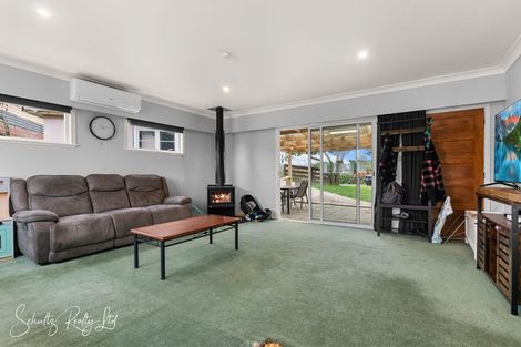 Photo of property in 5 Griffin Road, Maungaturoto, 0520