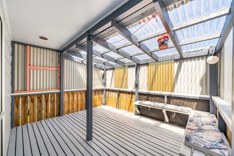 Photo of property in 47 Hartford Crescent, Totara Park, Upper Hutt, 5018