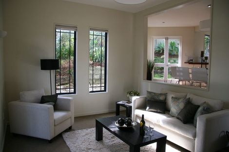 Photo of property in 27 Westmere Crescent, Westmere, Auckland, 1022
