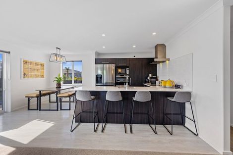 Photo of property in 28 Farrier Street, Papamoa, 3118