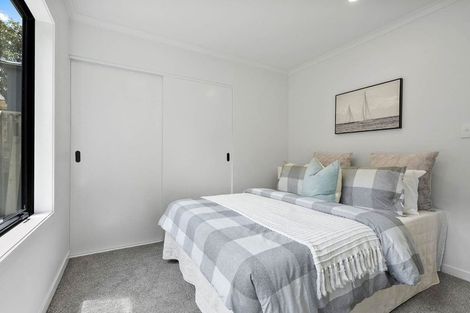 Photo of property in 20 Baulcomb Parade, Windsor Park, Auckland, 0632