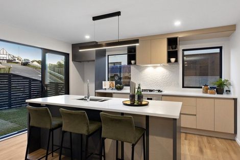 Photo of property in 8 Libby Lane, Howick, Auckland, 2010