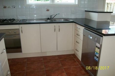 Photo of property in 33a Titoki Street, Te Atatu Peninsula, Auckland, 0610