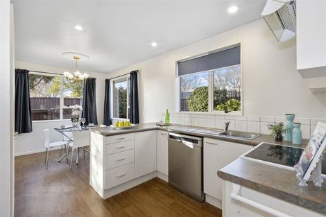 Photo of property in 2/264 Hills Road, Mairehau, Christchurch, 8013