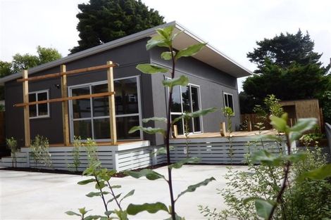 Photo of property in 88a Pioneer Road, Moturoa, New Plymouth, 4310