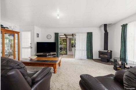 Photo of property in 8a Howden Street, Waiuku, 2123