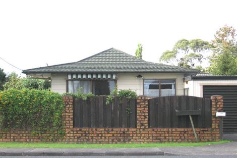 Photo of property in 1/128a Bruce Mclaren Road, Henderson, Auckland, 0612