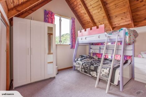 Photo of property in 2/7 Savoy Road, Glen Eden, Auckland, 0602