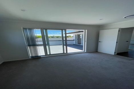 Photo of property in 30a Sorrel Crescent, Bucklands Beach, Auckland, 2012