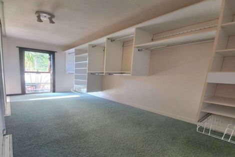 Photo of property in 37 Sunset Road, Totara Vale, Auckland, 0632