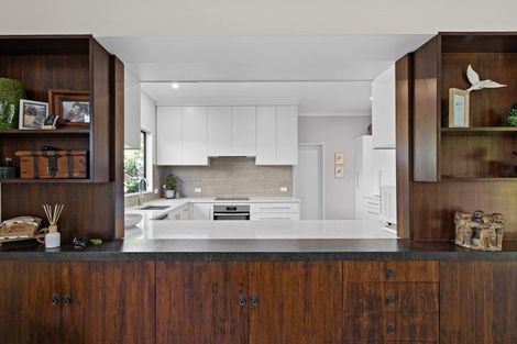 Photo of property in 37 Simla Avenue, Havelock North, 4130