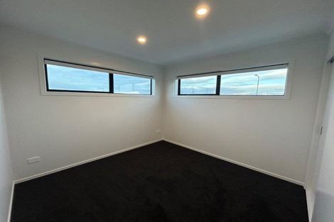 Photo of property in 24 Atutahi Lane, Papamoa, 3118