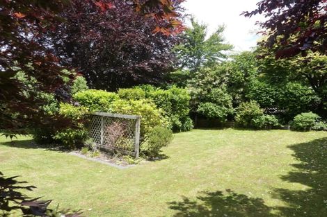 Photo of property in 2 Grand Vue Road, Kawaha Point, Rotorua, 3010