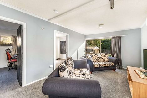 Photo of property in 84 Pioneer Road, Moturoa, New Plymouth, 4310