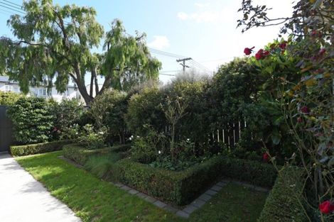 Photo of property in 140 Cuba Street, Petone, Lower Hutt, 5012