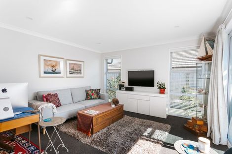 Photo of property in 77 Bert Wall Drive, Omokoroa, 3114