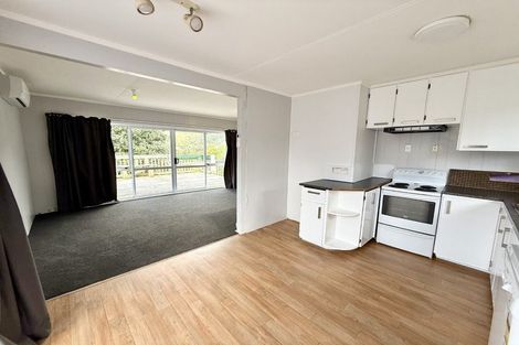 Photo of property in 17 Amundsen Grove, Stokes Valley, Lower Hutt, 5019