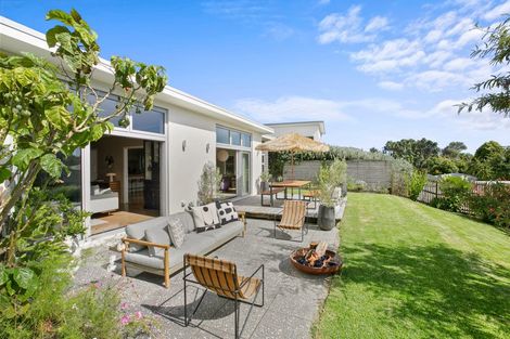 Photo of property in 1185d South Road, Oakura, 4314