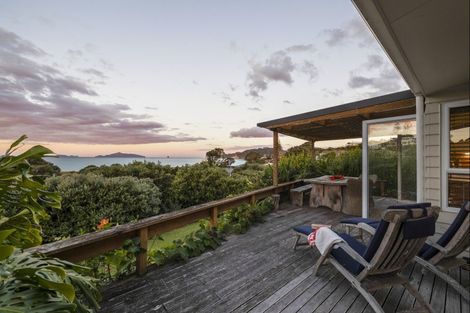 Photo of property in 8a Wairahi Road, Langs Beach, Waipu, 0582