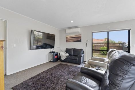 Photo of property in 25 Rosewood Place, Paraparaumu, 5032