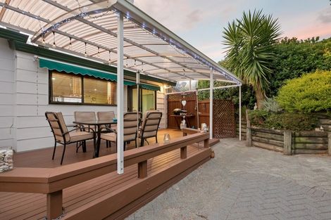 Photo of property in 8a Pelorus Street, Welcome Bay, Tauranga, 3112