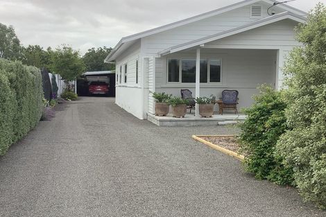 Photo of property in 2 Naples Street, Martinborough, 5711